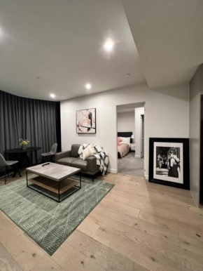Comfy 2 Bed Apartment in the Heart of Melbourne, Melbourne